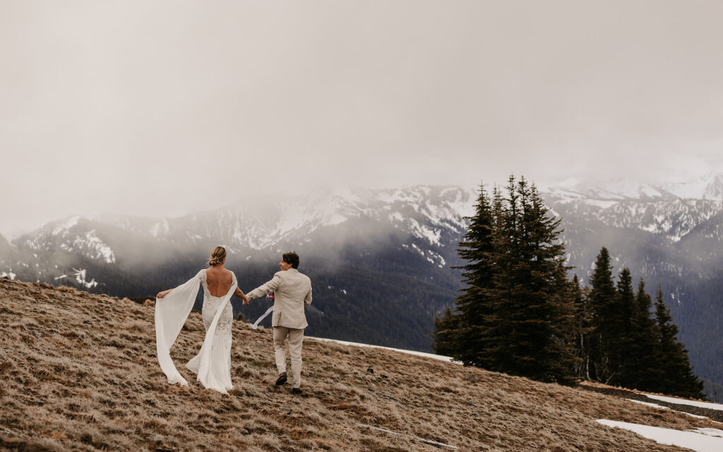 Storytelling Kananaskis adventure elopement photographed by Kananaskis elopement photographer Danielle Boulger Photography for adventurous and intimate elopements